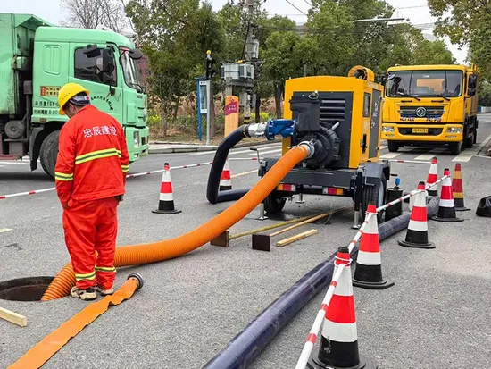 Pompe à eau auxiliaire à vide d'urgence municipale pour moteur diesel de grande cylindrée de calibre 100 mm